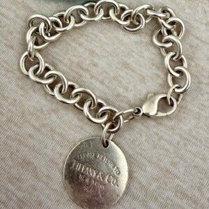 Tiffany & Co. Return to Tiffany Round Tag Charm Bracelet Sterling Silver